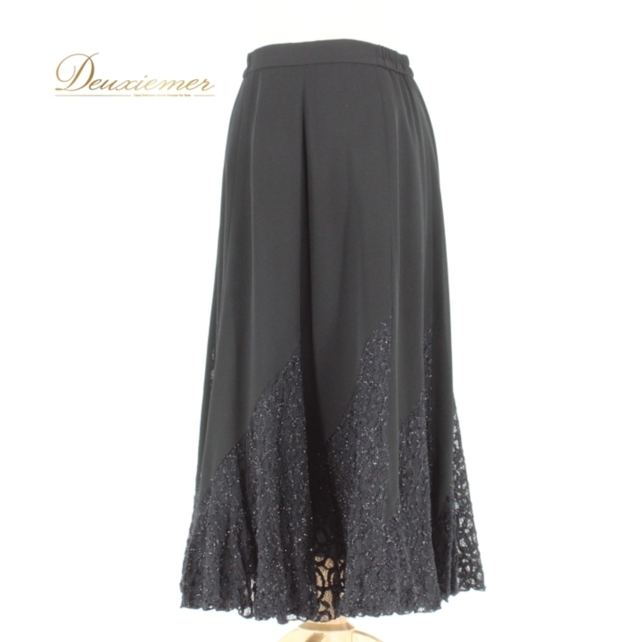 社交ダンス 衣装 スタンダード スカート レッスンウェア レディース ハチロー 黒 ブラック系 練習着 キラキラ レース シンプル フォーマル ポリエステル ナイロン レーヨン アーバンブラック 着回し便利 ファスナー 伸縮性 有り 総丈73cm ウエスト32cm Mサイズ 日本製