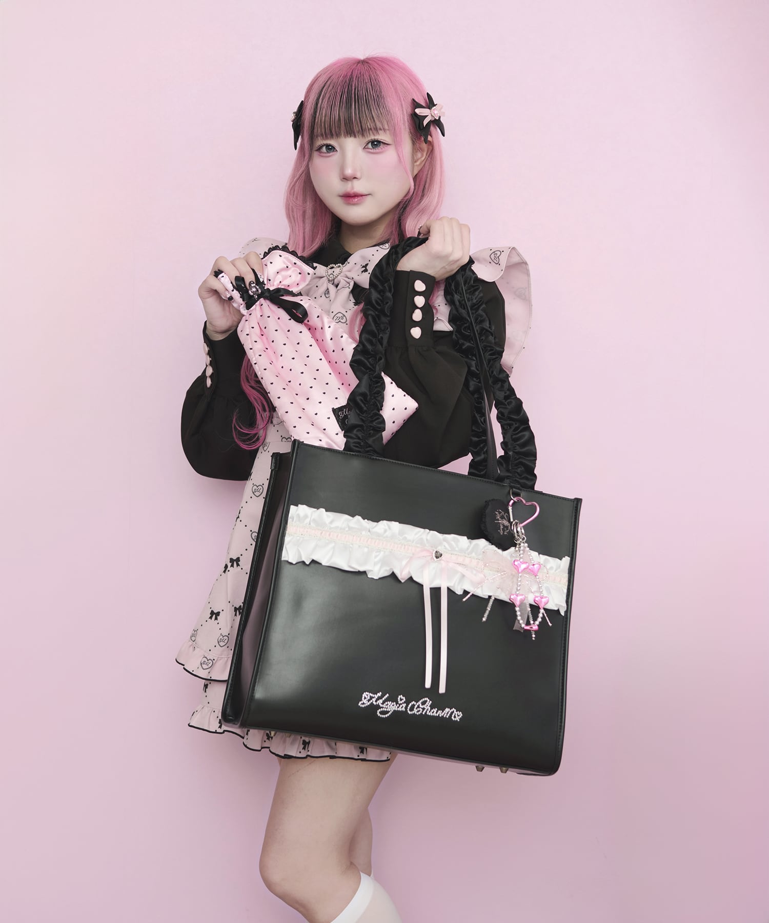 ℳ𝒶𝑔𝒾𝒶 𝒞𝒽𝒶𝓇𝓂｜.⋆𝜗𝜚 いちばんかわいい自分になれる、魔法の