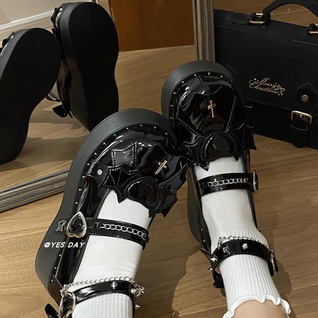 With U ゴスロリ ファッション ゴスロリファッション 靴 ラウンドトゥ ヒール高6cm ガーリー 原宿ファッション 病み可愛い 地雷系 量産型 バンギャ