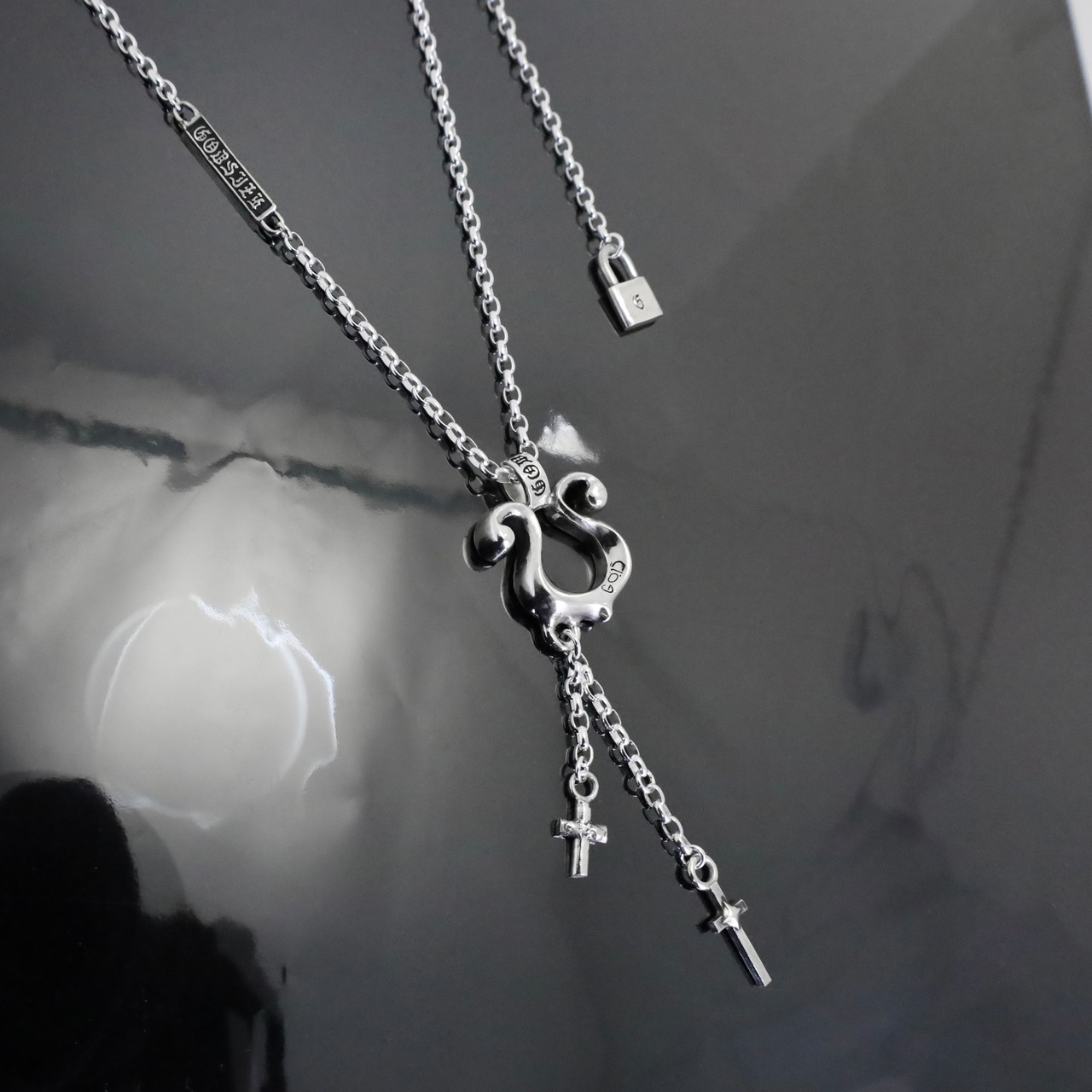 RHYTHMIC HORSESHOE LARGE with CROSSES NECKLACE #1 with GODSIZE® I.D. TAG / リズミックホースシュー・L ウィズ クロス #1ネックレス ゴッドサイズ® I.D.タグ