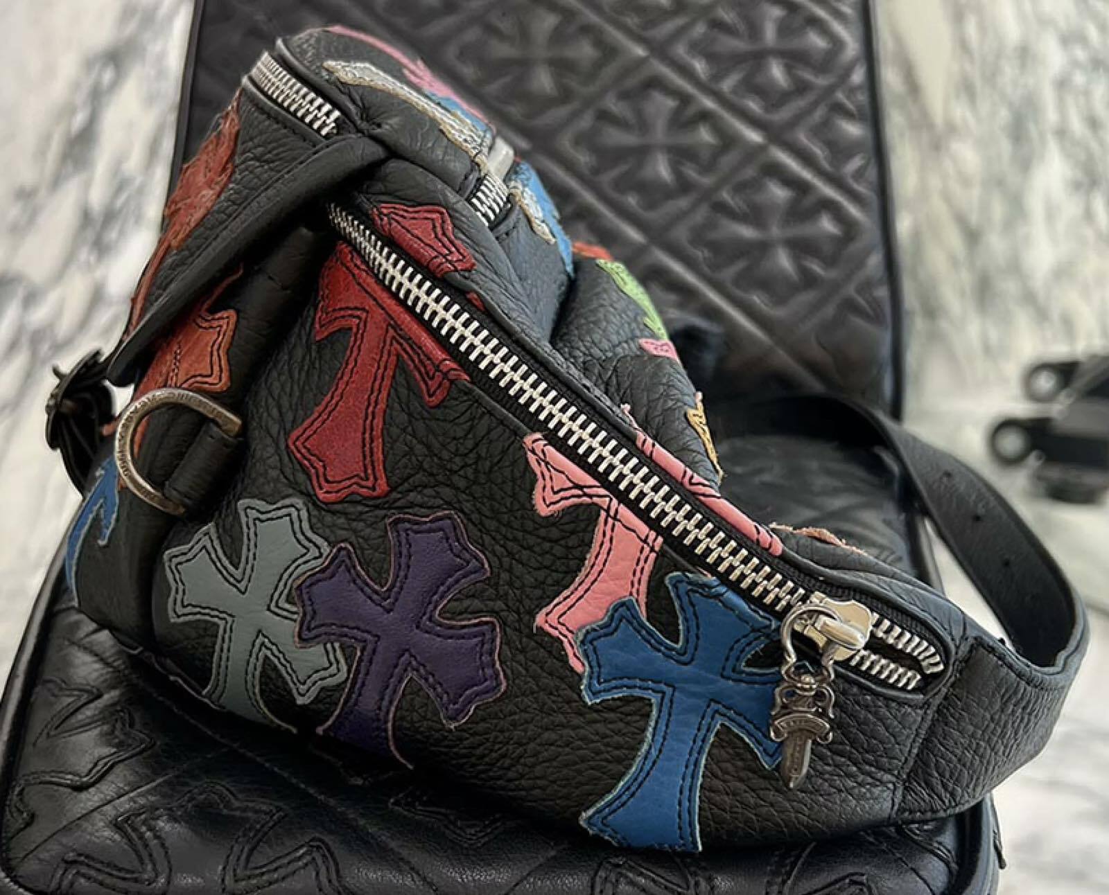 CHROME HEARTS クロムハーツ マルチカラー セメタリークロスパッチ 1ス