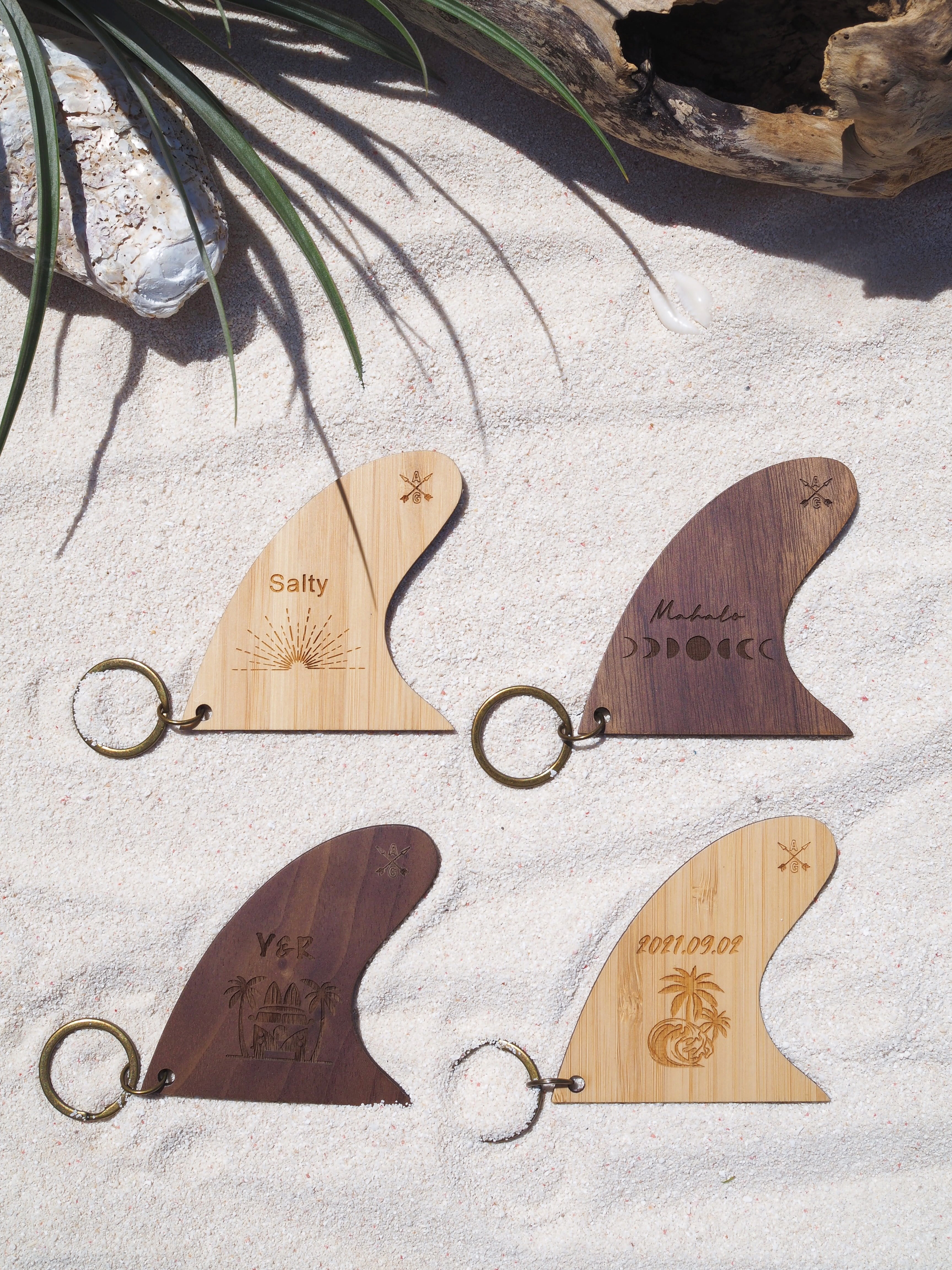 Wood×wave resin fin key holder(wavy) | ALOHA GLASS