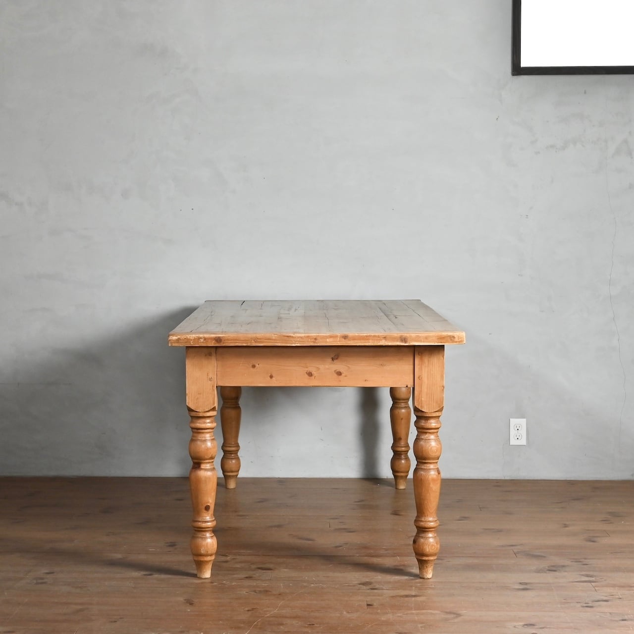 アンティーク　テーブル 9ab40d4d751f223e3b8ef31b9b2d0a