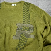 "R" embroidery design knit