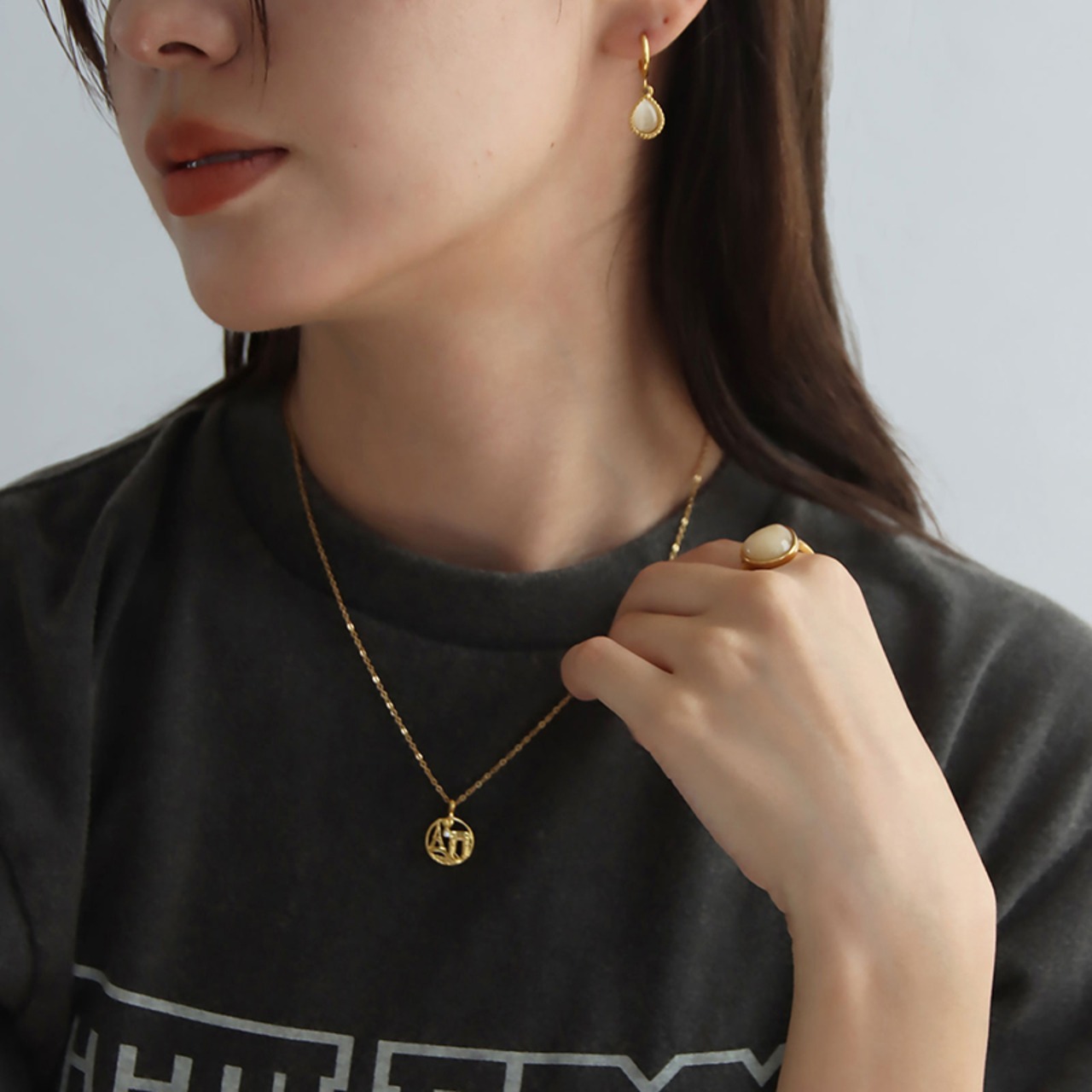 【ネコポス便】ネックレス エッフェル塔 クラシカル ゴールドネックレス コイン メダル パリ フランス 凱旋門 金属アレルギー サージカルステンレス つけっぱなし小さめ レディース メンズ  2364