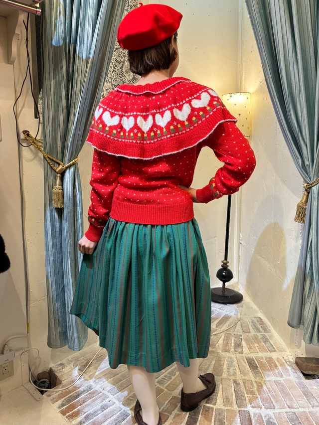 80’s heart & flower red sweater