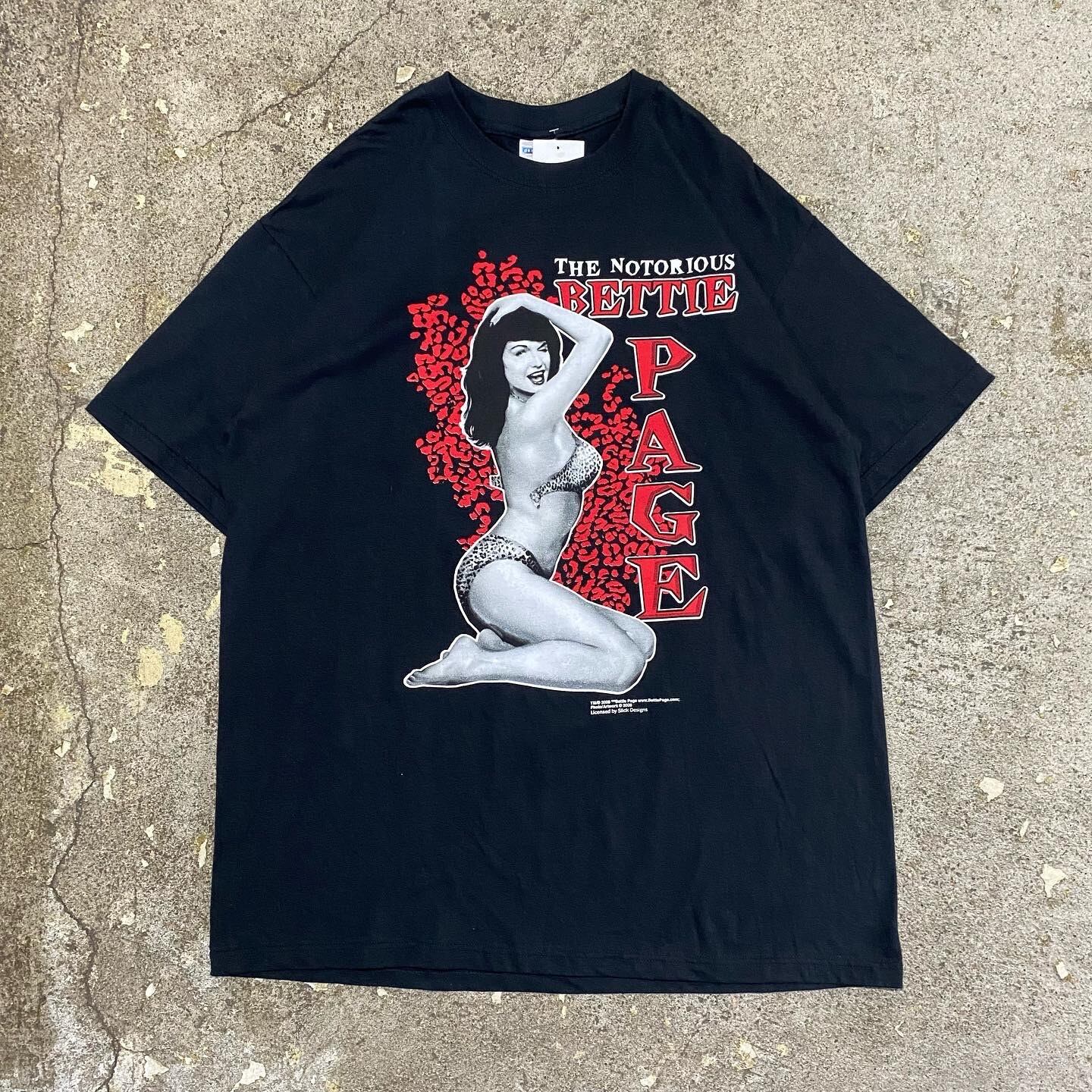 00s Bettie Page T-shirt | What