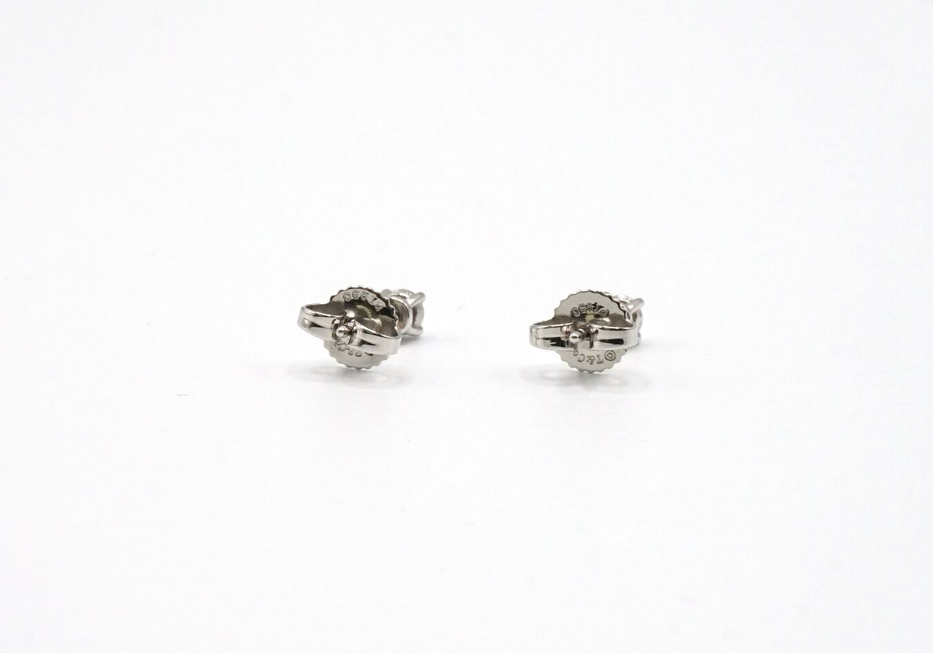 美品 ティファニー ソリティア ダイヤ 3.2mm ピアス プラチナ Tiffany & Co.(ティファニー)」 Tiffany & Co. Solitaire Diamond 3.2