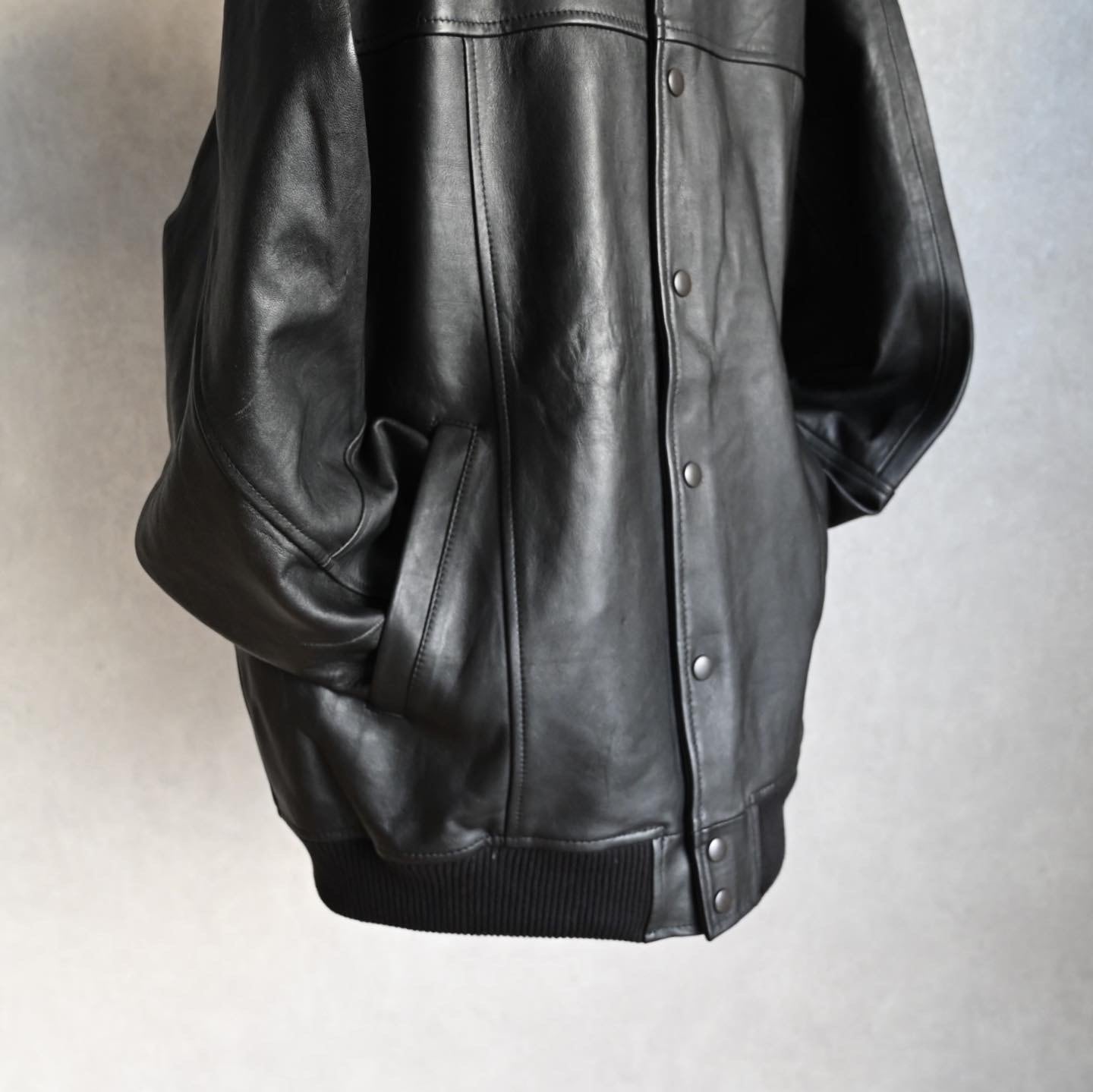 【YOUSED】 REMAKE LEATHER STADIUM JUMPER 