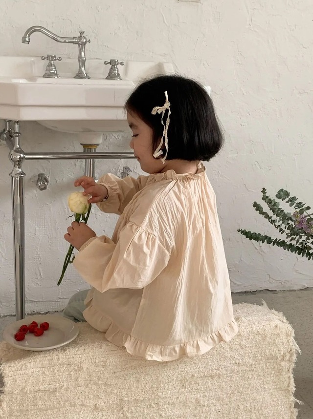 【取寄】春に着たくなる気分が上がるパステルカラーのギャザーブラウス