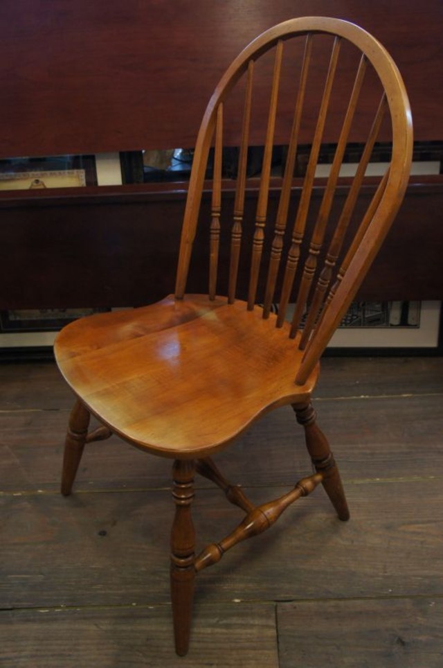 ETHAN ALLEN WINDSOR CHAIR *Sharon Antiques*