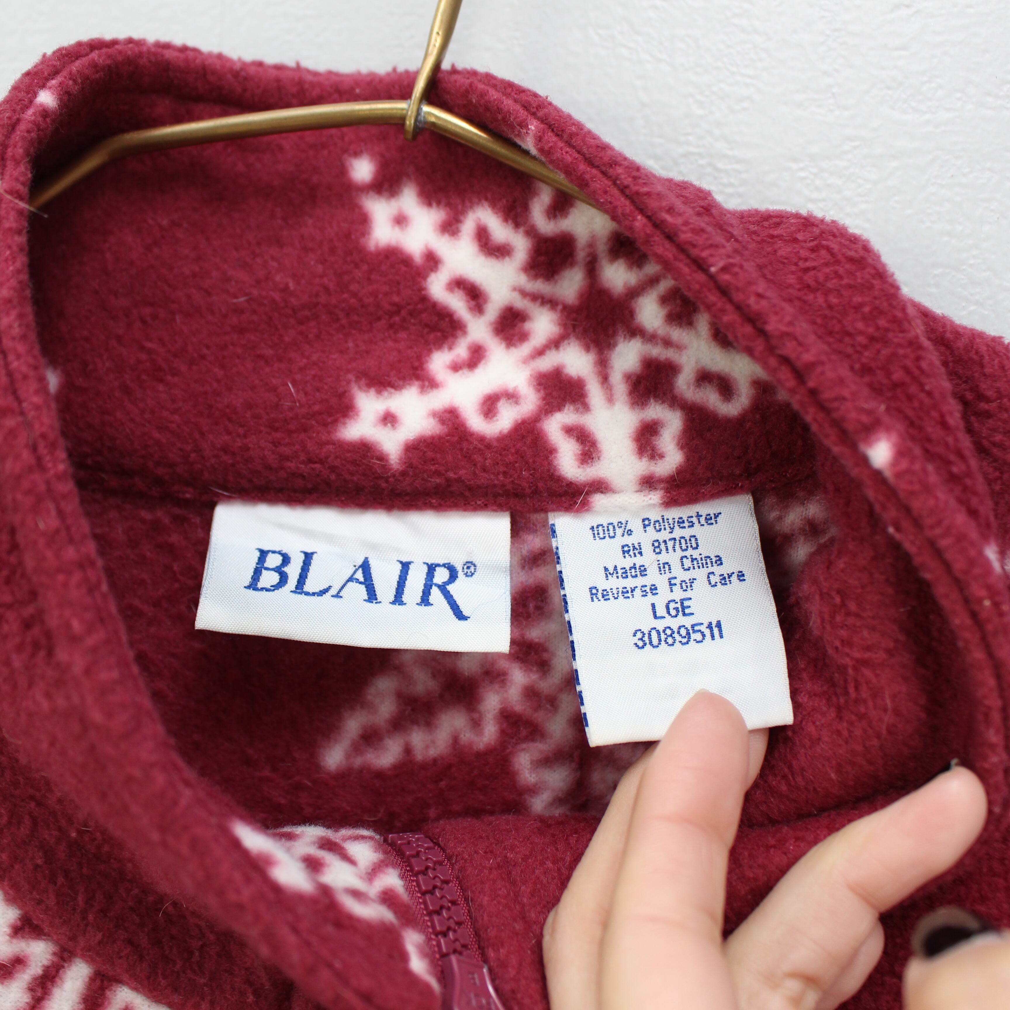 USA VINTAGE BLAIR WHITE BEAR DESIGN FLEECE ZIP UP JACKET USA VINTAGE BLAIR WHITE BEAR DESIGN FLEECE ZIP UP JACKET