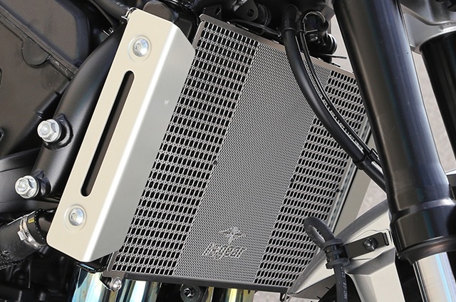 CB1000F('25～)・CB1000 HORNET('25～)/SP('25～) ラジエターコアガード  スモールロゴ シルバー　[AC00-048H-SS]