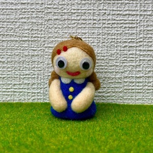 羊毛フェルト 星の女の子