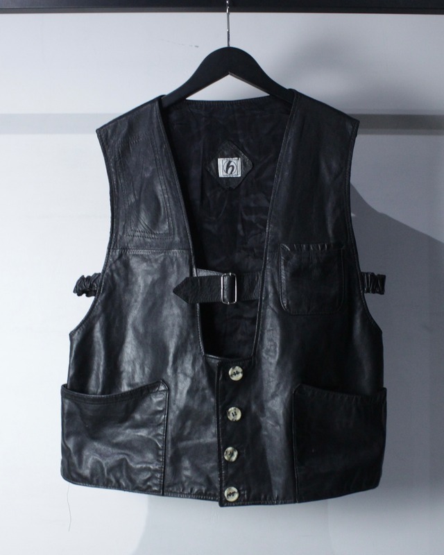 【Caka BLACK】80's Belt Gimmick Euro Vintage Leather Vest