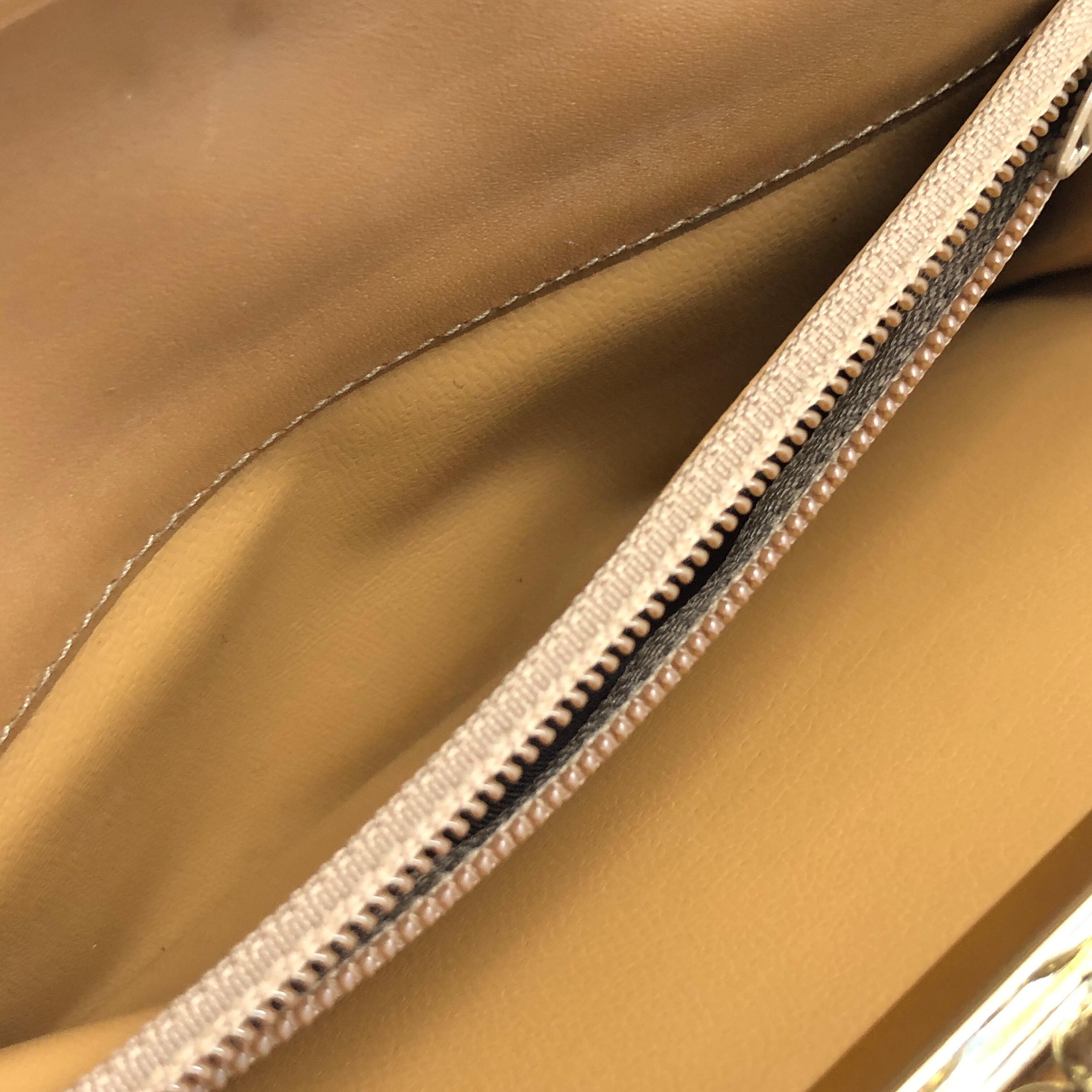 CELINE セリーヌ マカダム ブラゾン トリオンフ 長財布 ブラウン