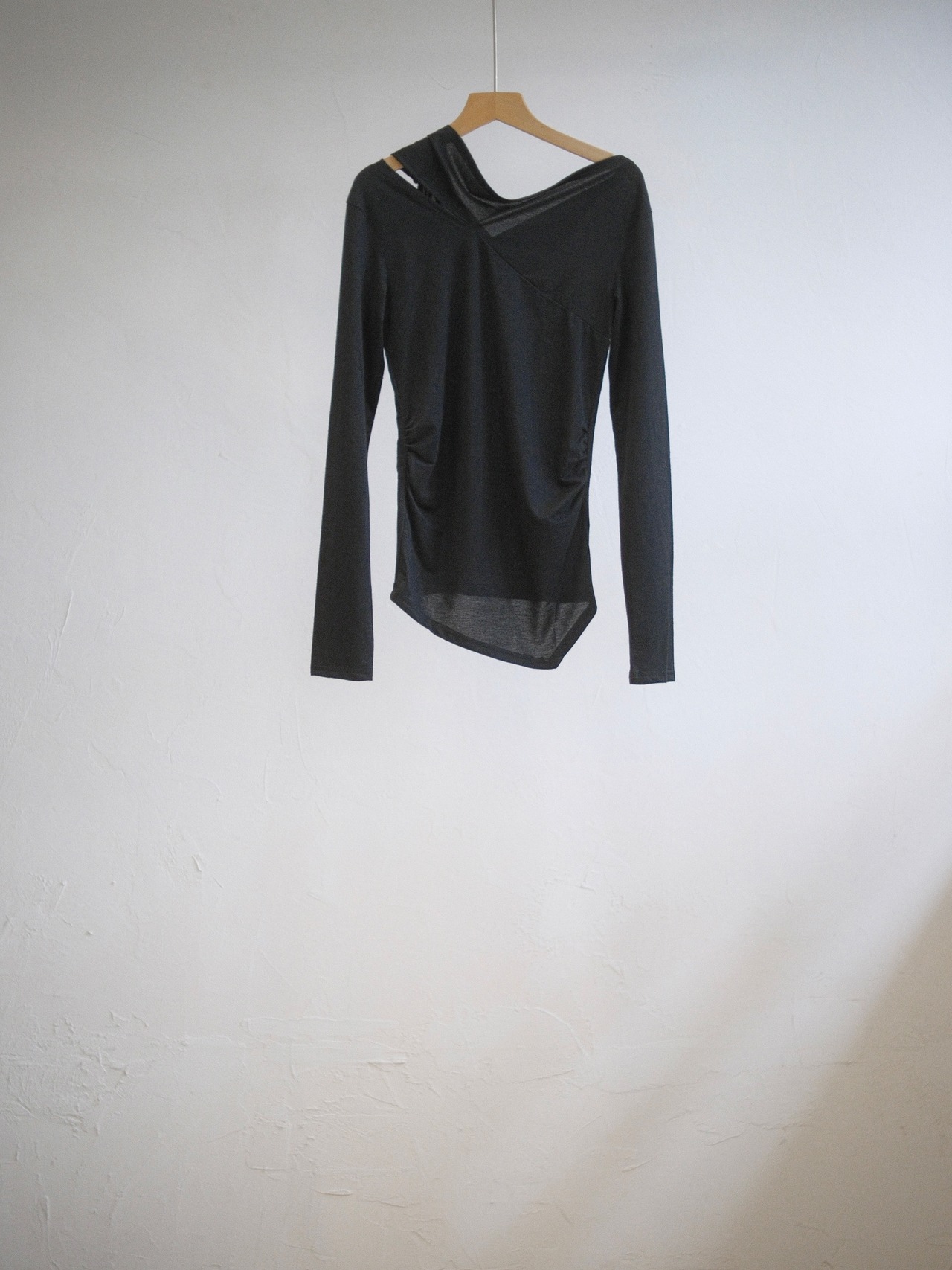 Draped Top / BLACK - 1