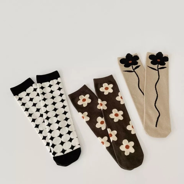 ハイソックス　３色セット