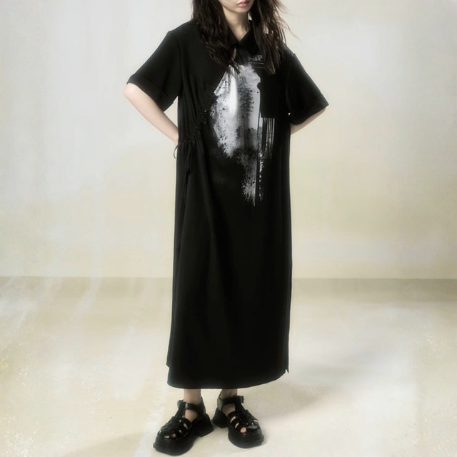 Abstract print collar one-piece C1600