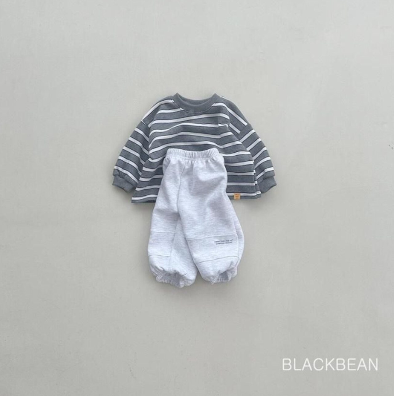 韓国子供服 / 26Autumn / Blackbean / ジェイスウェットTシャツ / キッズ服  / ベビー服 / 秋服 *S(69㎝)~XL(120㎝)*