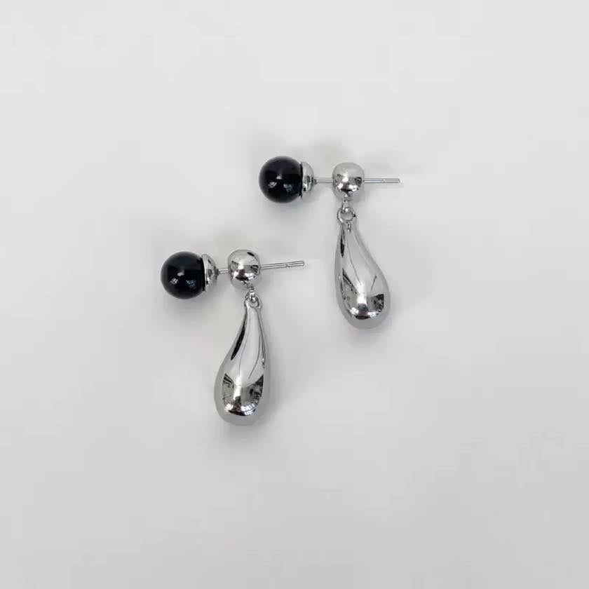 metal teardrop pierce