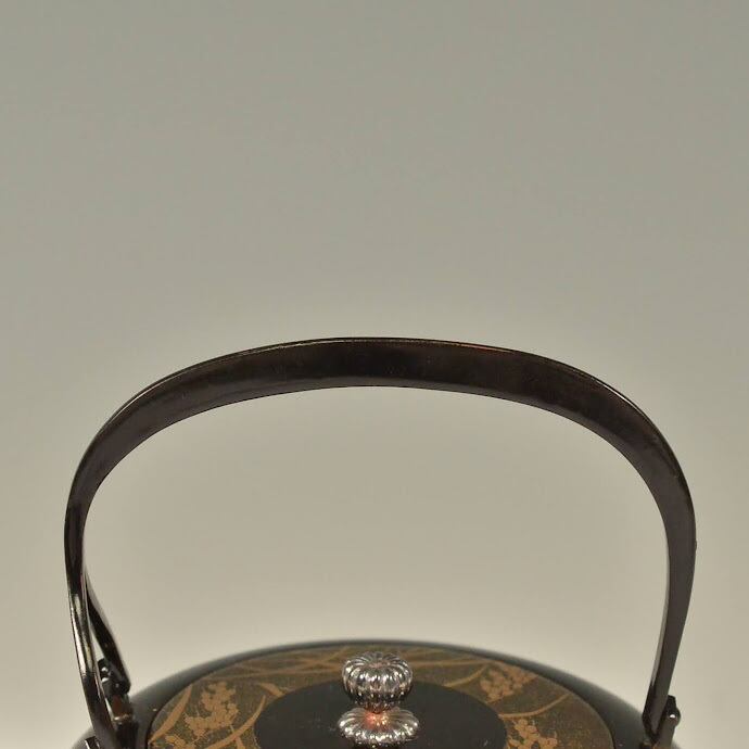 M495 時代黒塗御銚子一対 木間鍋 草花扇金蒔絵 内梨子地 木箱入 木製漆器