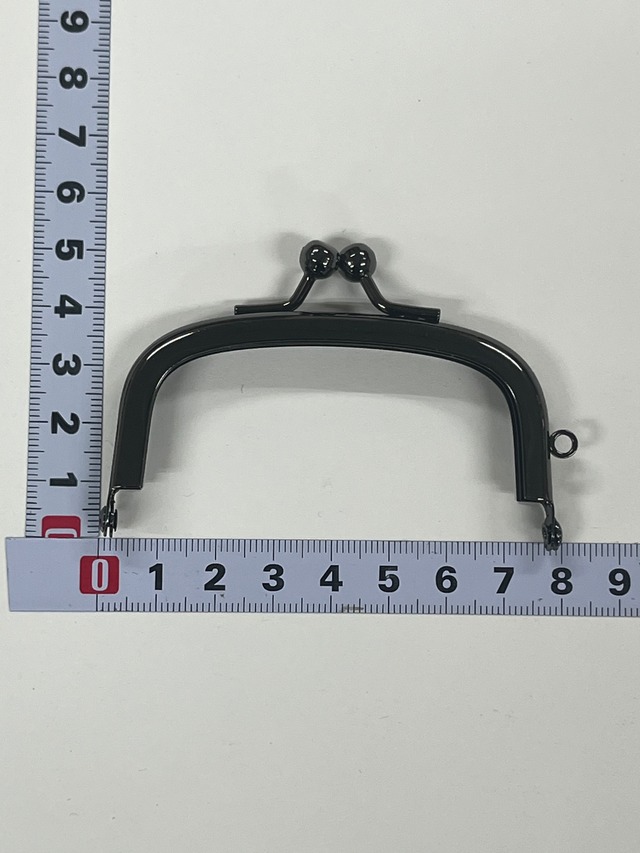 23馬丁（横約7㎝×高さ約5.5㎝）　8㎜丸玉　　ﾖｺｶﾝ　（ATS）