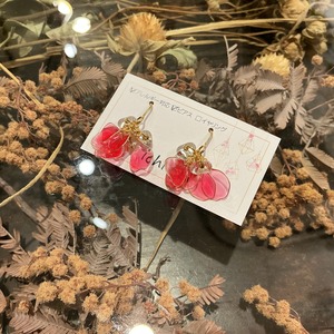 ichi.rin：花びらのピアス