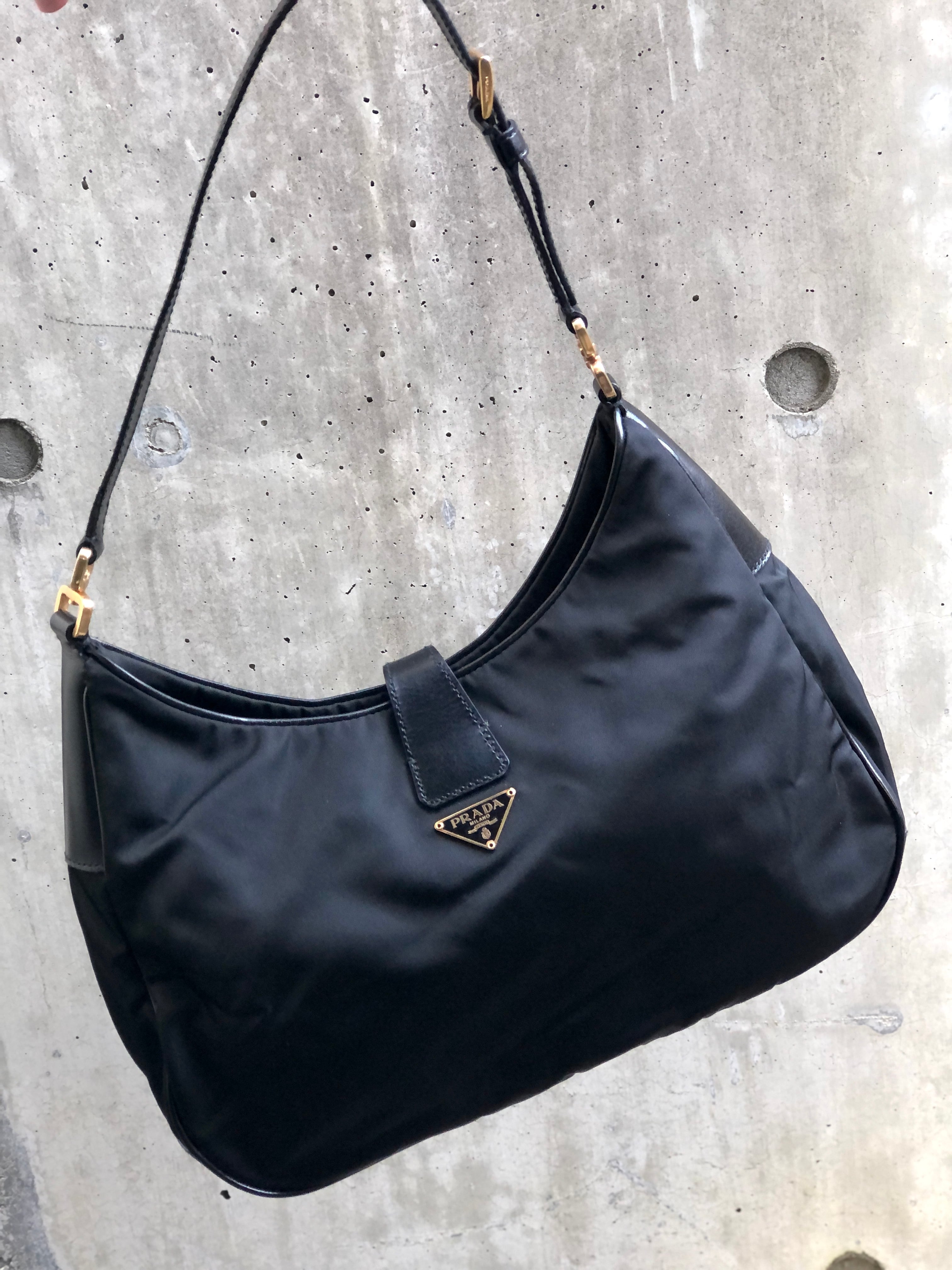 PRADA】プラダ ショルダーバッグ ナイロン × レザー-eastgate.mk