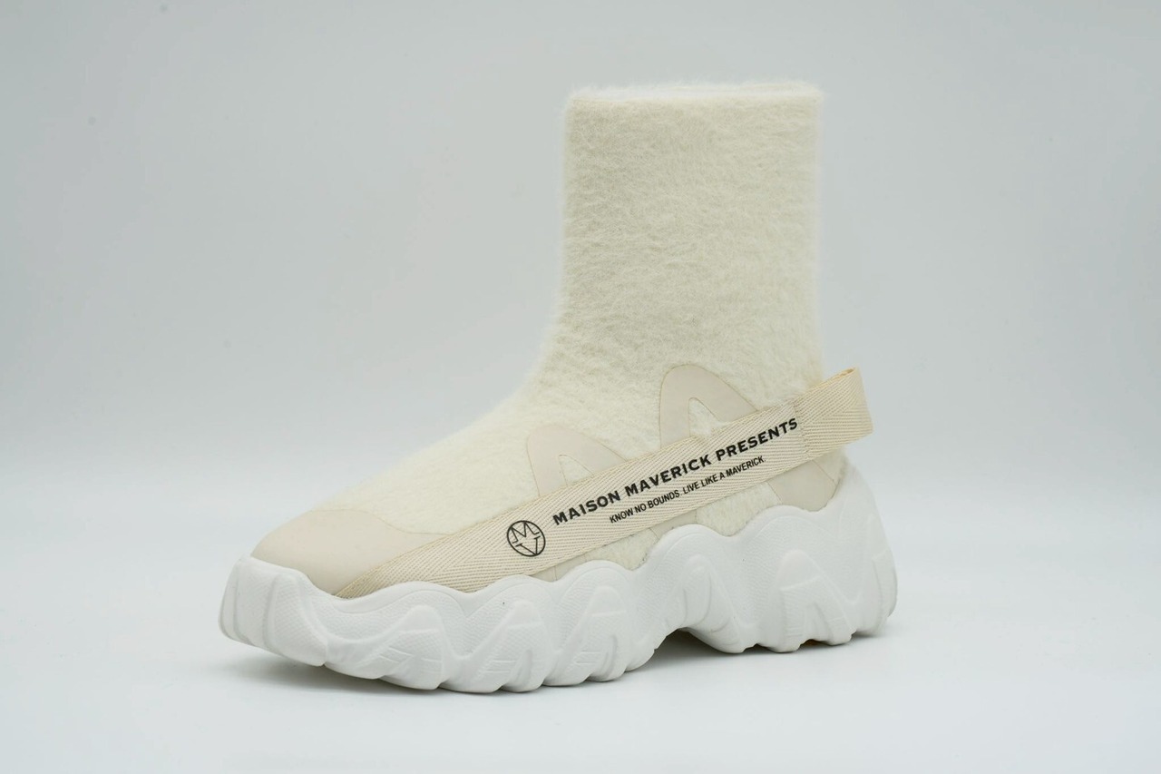 メゾンマヴェリックプレゼンツ Short-Haired High-Top Sneakers