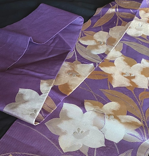 〈紫色の絽の名古屋帯〉夏帯　織り出し　紫色　雅やか　送料無料
