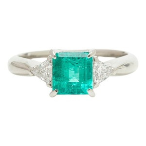 Pt900 プラチナ エメラルド1.03ct ダイヤ0.24ct リング 指輪 レディース 10号 【中古】