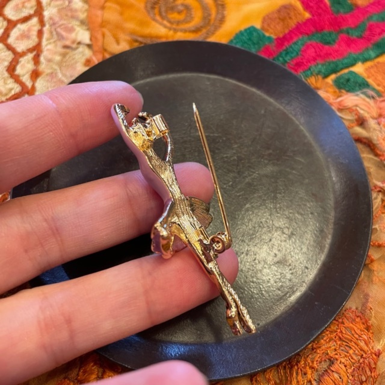 TOPANGA Jewelry Bijou art brooch Ballerina / ビジューアートブローチ バレリーナ プレゼント プチギフト ジャケット 帽子 バッグ ニット キラキラ アクセサリー かわいい ファッション小物