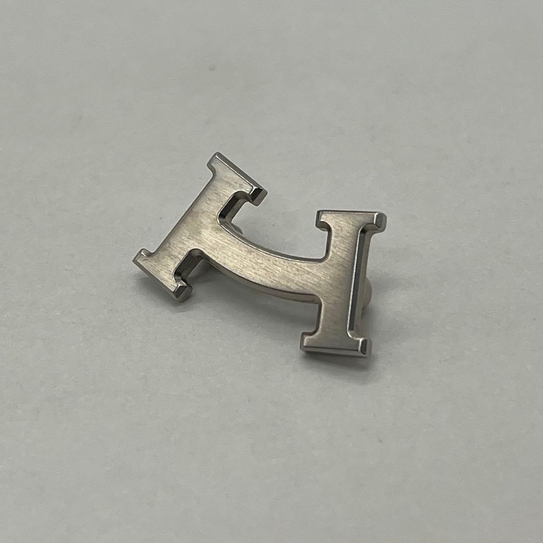 エルメス HERMES Hスマイル ピン ブローチ シルバーカラー