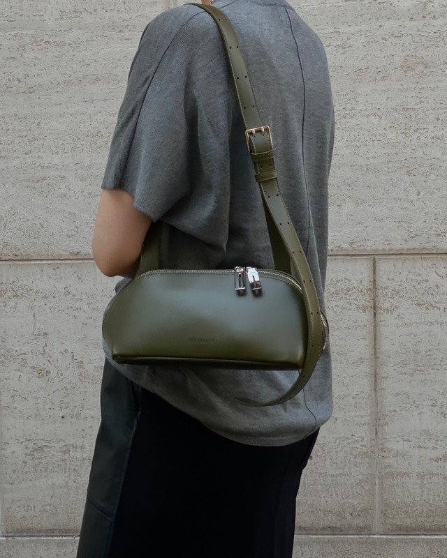 FIGRE BODYBAG｜カーキ｜ADD CULUMN