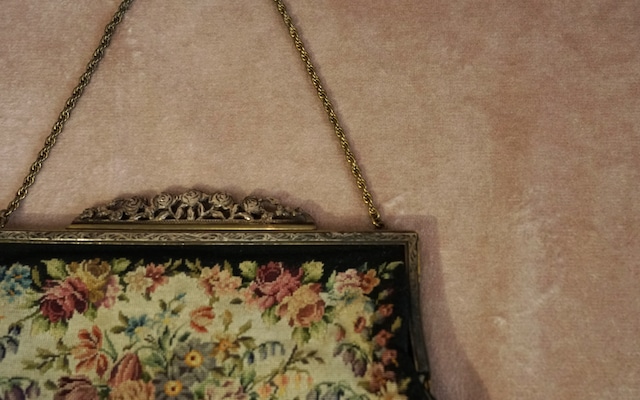 50's needlepoint tapestry purse