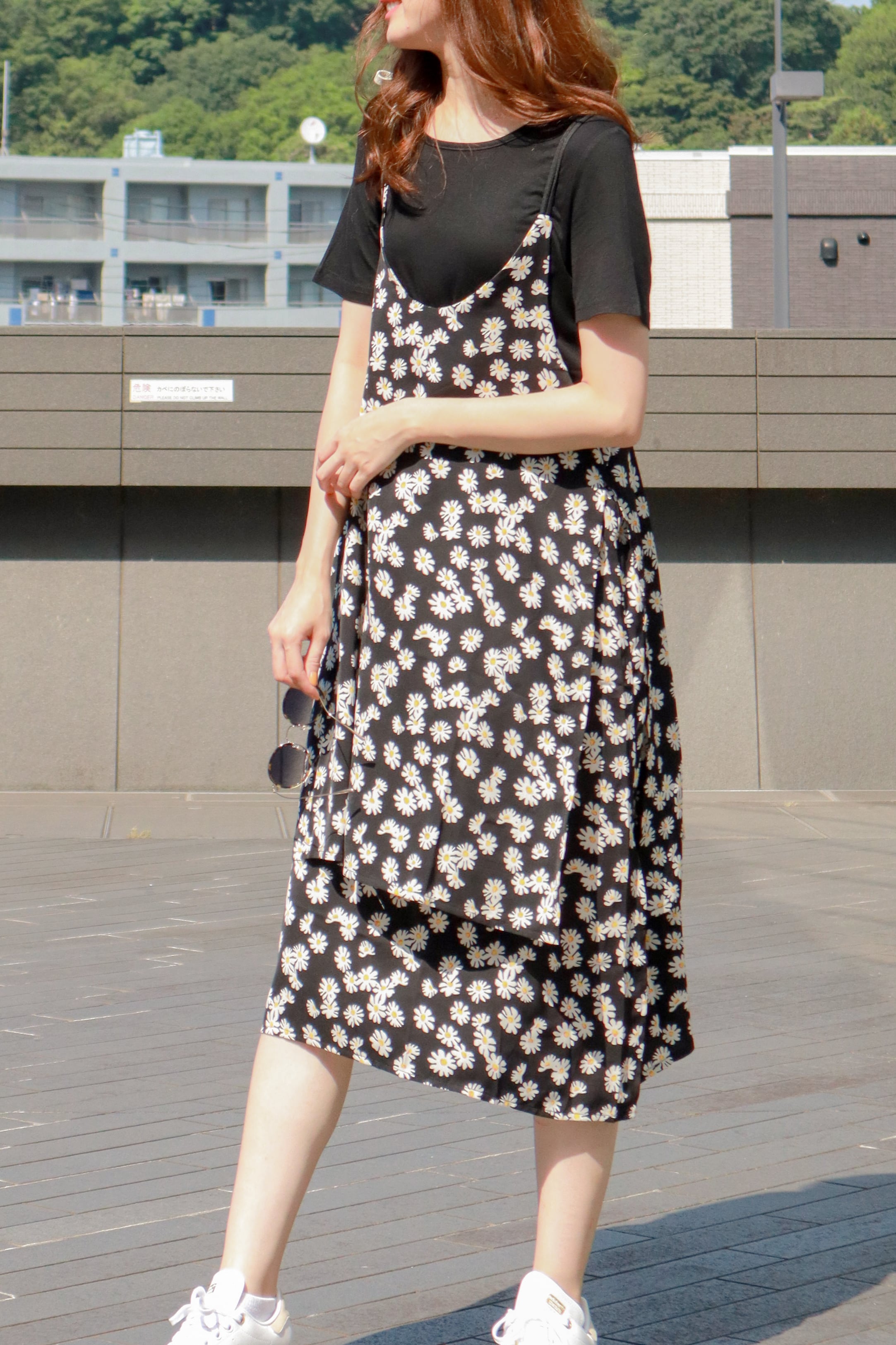 2022公式店舗 キャミソール XLブラック Vネック ズボン 花柄