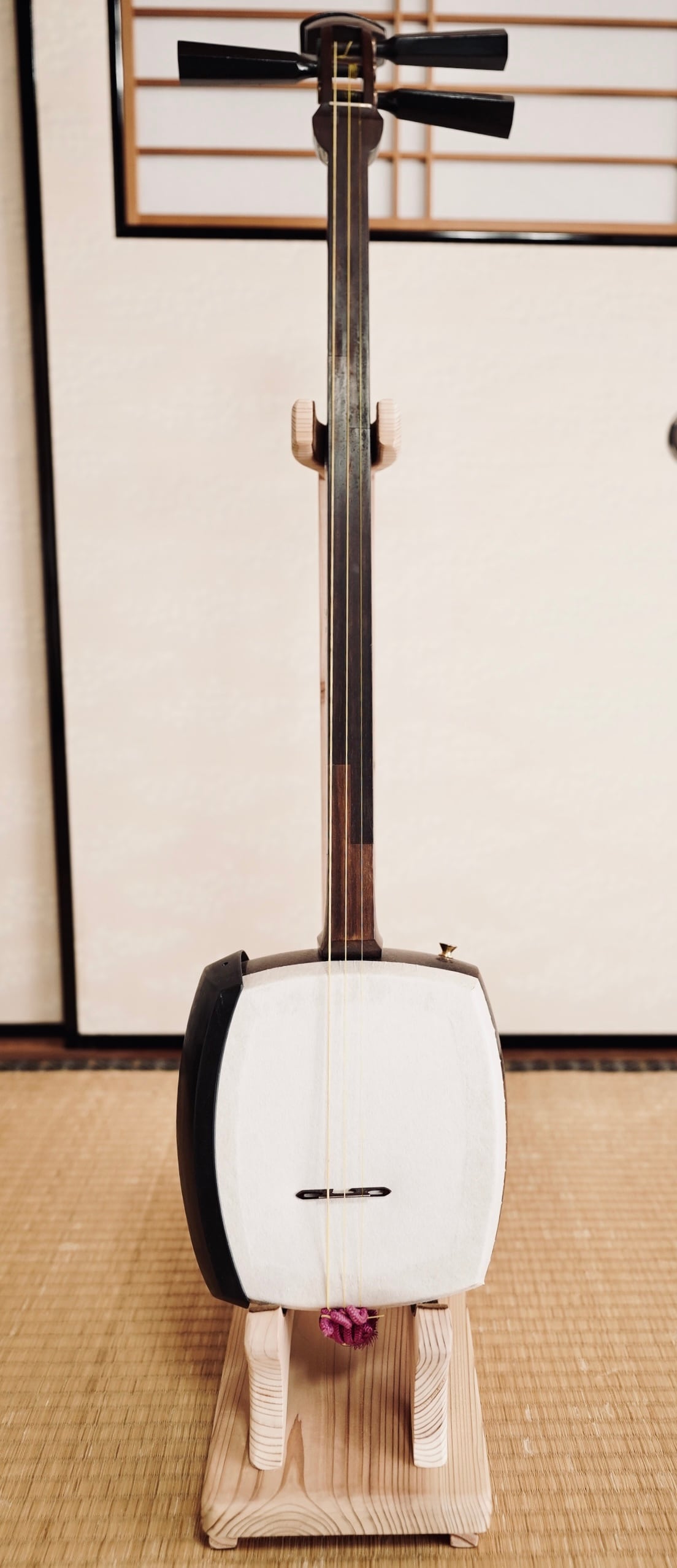 限定1台】手作り木工 木製三味線スタンド （無塗装） タイプC