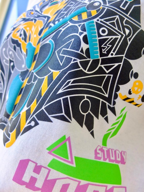 虎のタイガーのＴシャツ：2025年阪神タイガース優勝ありがとう！ C/#白星多めホワイト