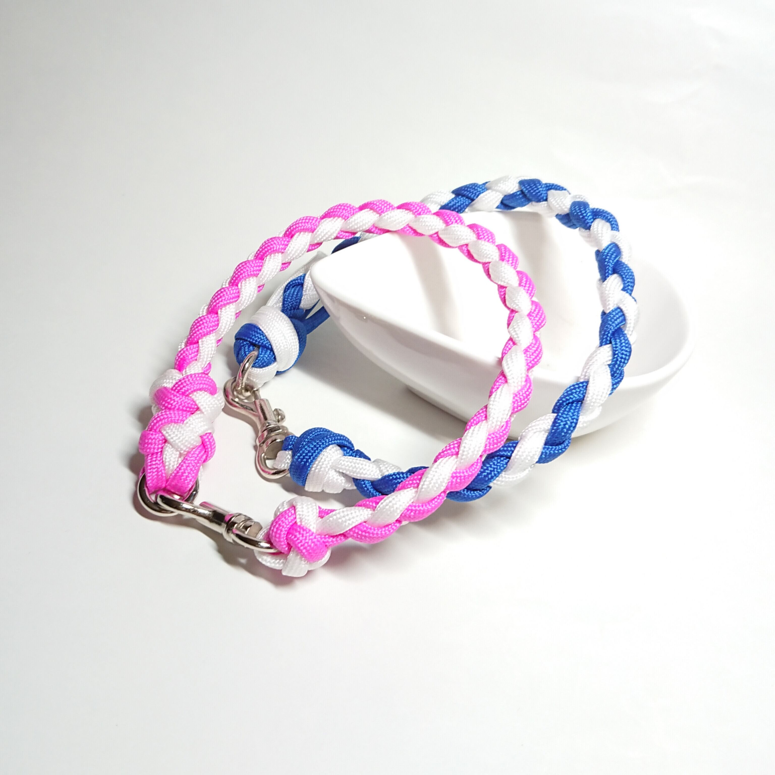 【オーダーについて】パラコードリード❤︎首輪❤︎チョーカー❤︎スマホストラップ オーダーについて】パラコードリード❤︎首輪❤︎チョーカー❤︎スマホ