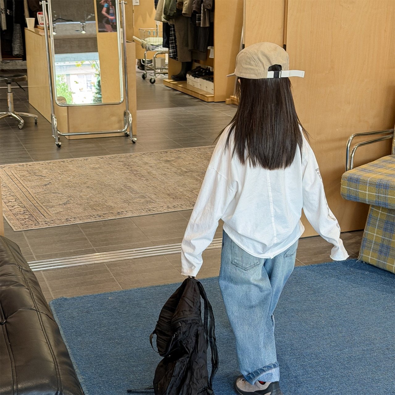 [bdiary] Eleven needlepoint denim pants / [비다이어리] 일레븐자수데님청바지