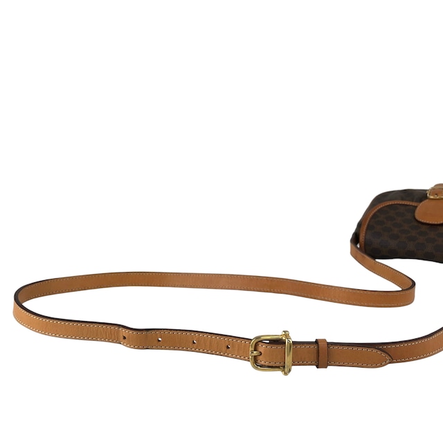 CELINE セリーヌ マカダム ショルダーバッグ ブラウン ブラゾン型押し フロントバックル PVC レザー ミニバッグ vintage ヴィンテージ オールド vryvsx