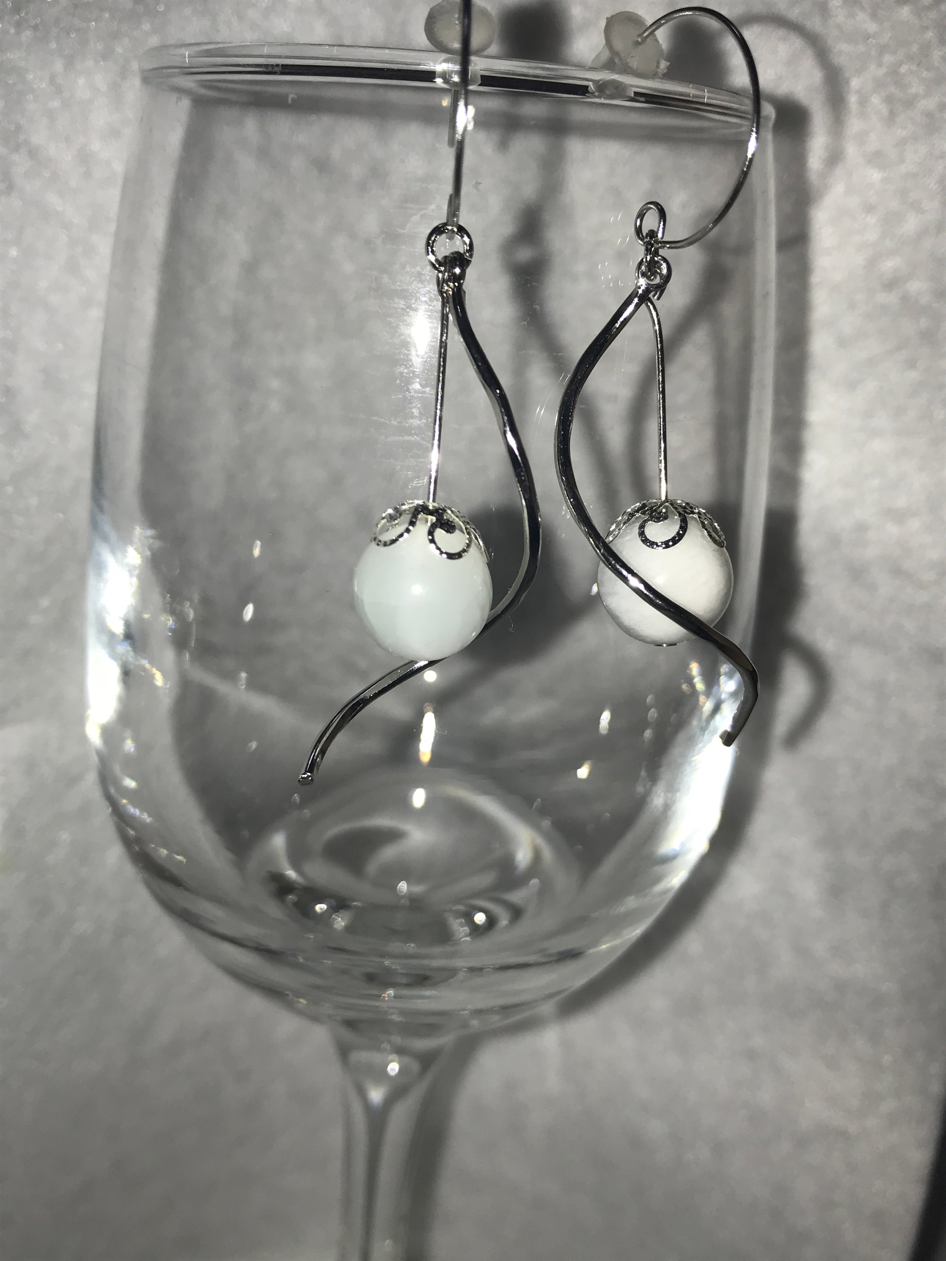 ウェーブバー ピアス