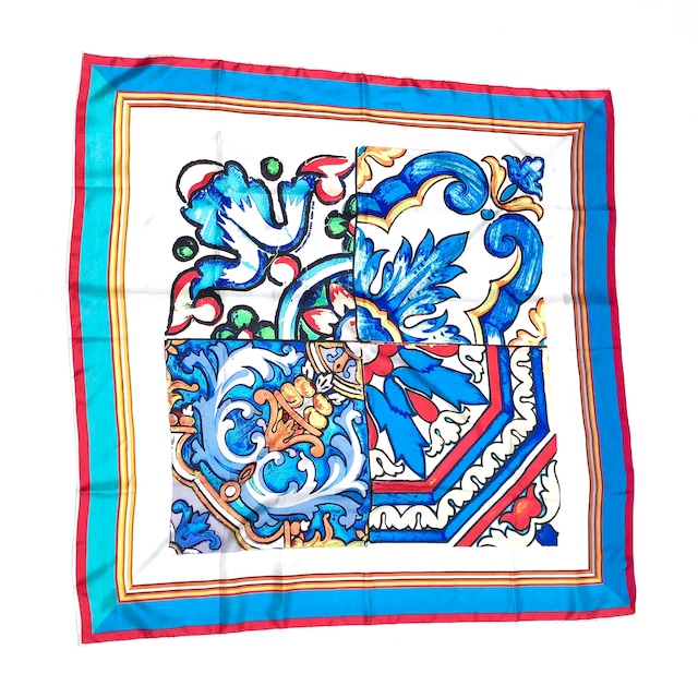 Silk Scarf／TILE