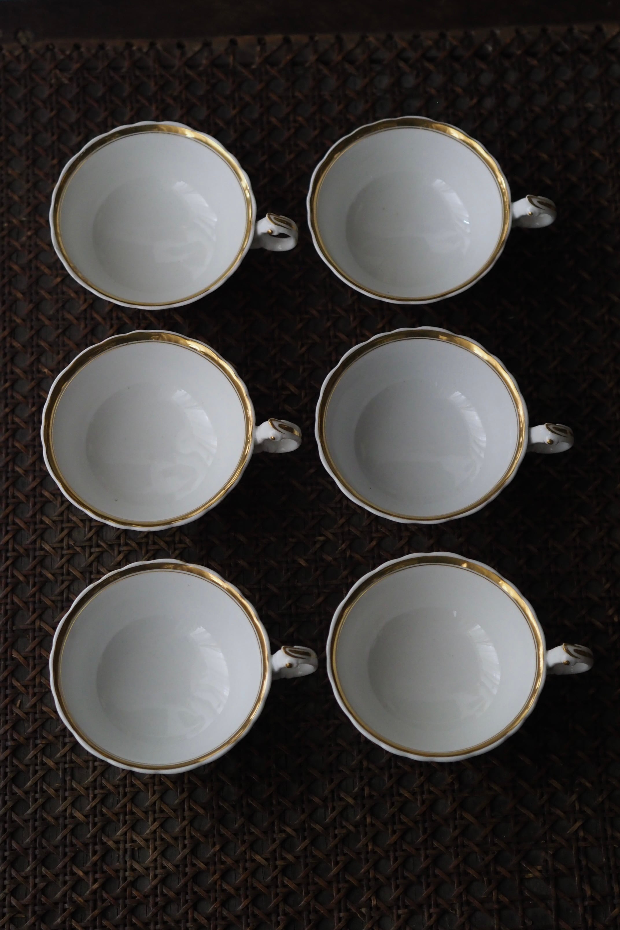 イギリス ティーカップ＆ソーサー-antique cup & saucer