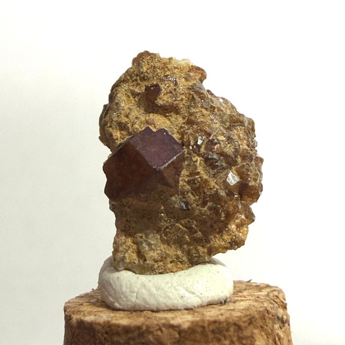 【1649】レインボーガーネット　奈良県天川村産　6.06ct