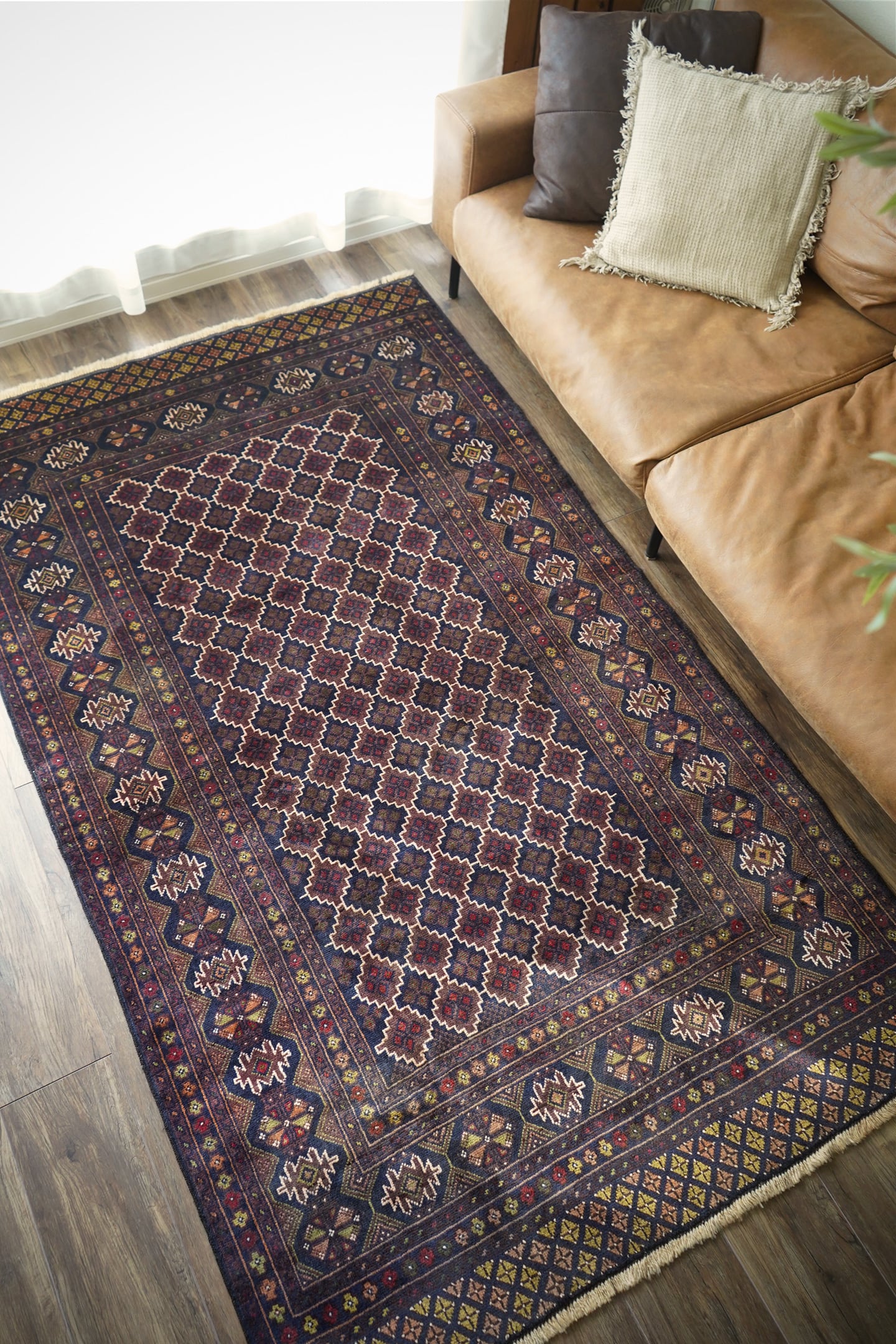 686】Vintage Afghan Zakani Baluch rug 1980's | ヴィンテージラグ