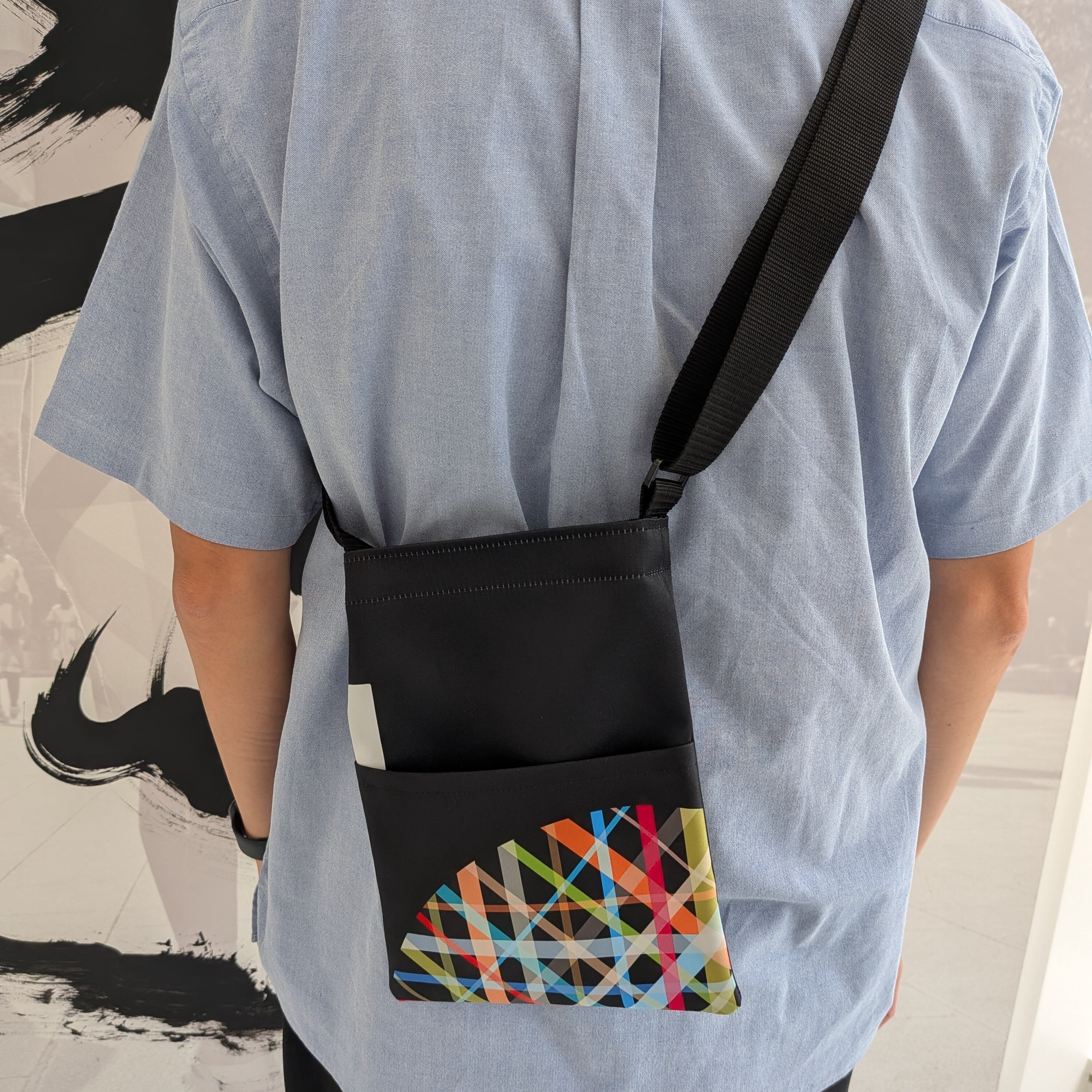 東京マラソン2026 フラッグアップサイクルグッズ（サコッシュ