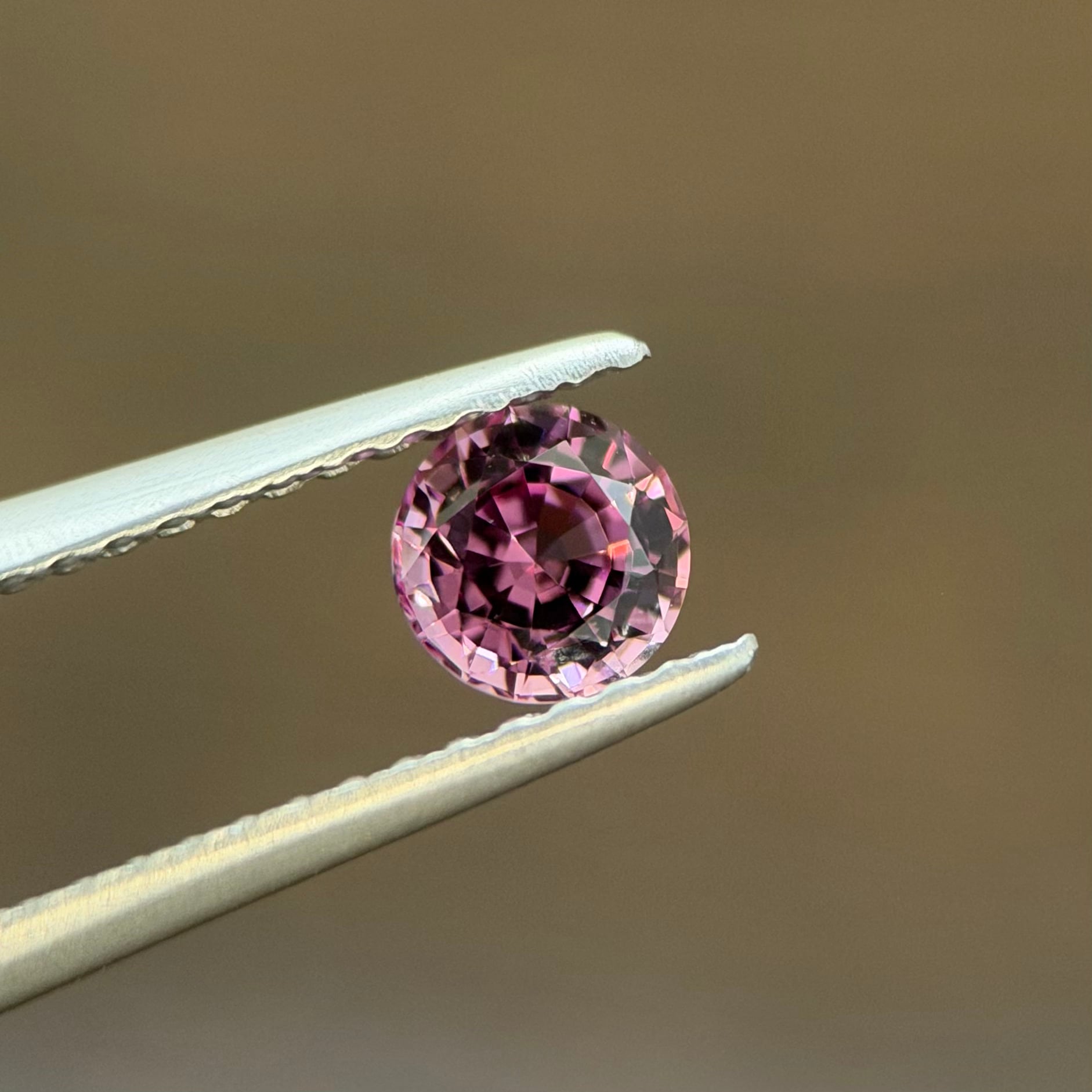 ガーネット スフィア マダガスカル産 約67mm ガーネット スフィア