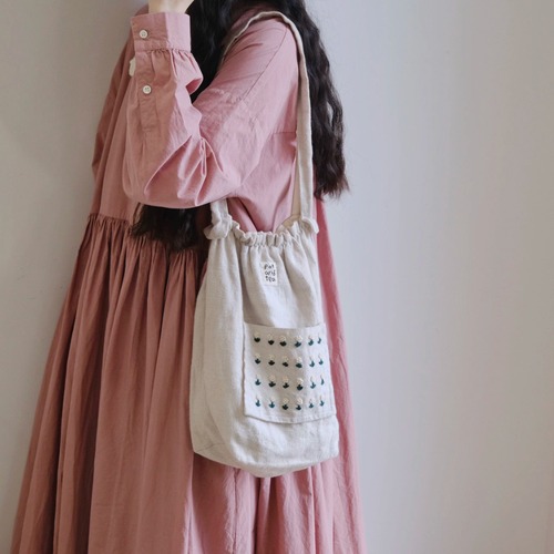2色/小花刺繍の巾着バッグ ・11963